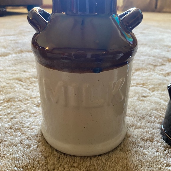 Vintage Stoneware ceramic milk Jug pitcher - Picture 2 of 3